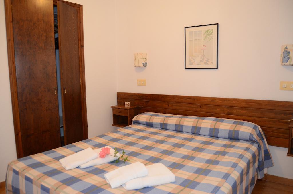Apartamento Menorca Bonavista Cala Galdana  Habitación foto